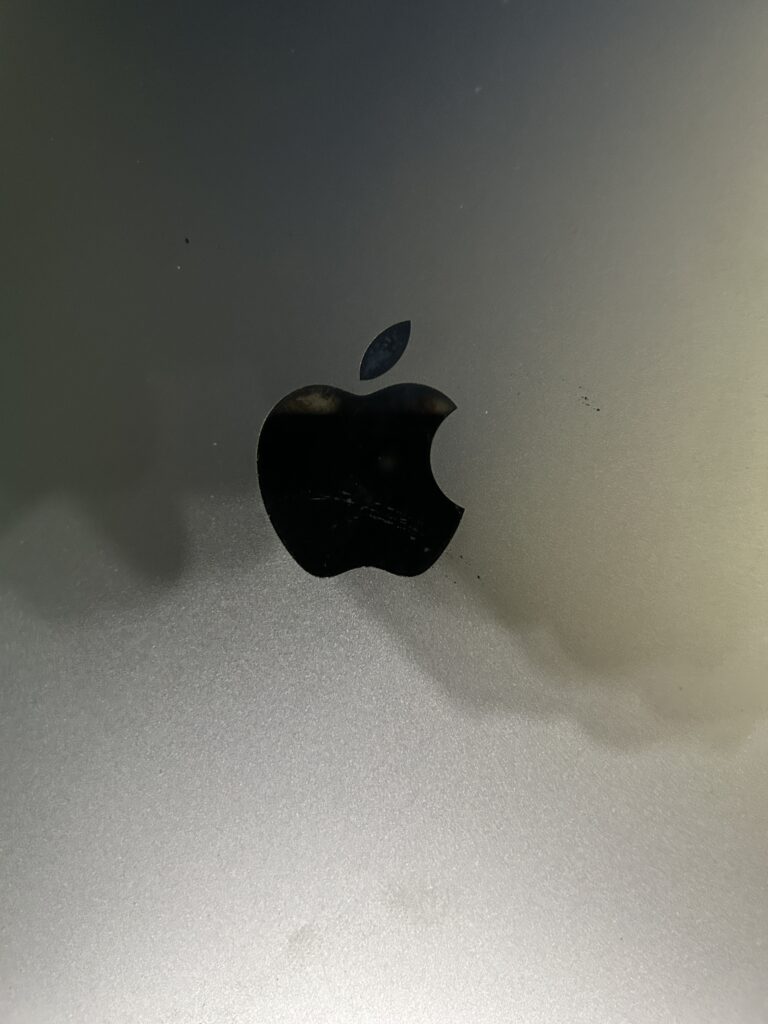 Apple, Siri Deserves Better: A Plea for a True AI Assistant